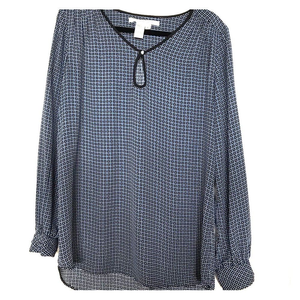 Max Studio Blouse. Long sleeved. Size L
